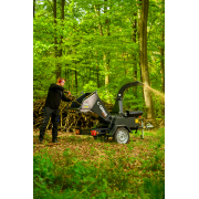 Hahn & Sohn Cedrus R13 – profesionální přívěsný drtič větví s benzínovým motorem Loncin 18 kW náhled