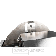 Hahn & Sohn Cedrus RBD16 – profesionální bubnový drtič větví s hydraulickým podavačem a přívěsem kategorie B náhled