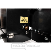 Hahn & Sohn Cedrus RBD16 – profesionální bubnový drtič větví s hydraulickým podavačem a přívěsem kategorie B náhled