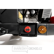 Hahn & Sohn Cedrus RBD16 – profesionální bubnový drtič větví s hydraulickým podavačem a přívěsem kategorie B náhled