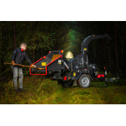 Hahn & Sohn Cedrus RBD16 – profesionální bubnový drtič větví s hydraulickým podavačem a přívěsem kategorie B náhled