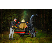 Hahn & Sohn Cedrus RBD16 – profesionální bubnový drtič větví s hydraulickým podavačem a přívěsem kategorie B náhled