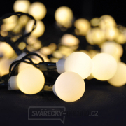 Solight LED 2v1 venkovní vánoční řetěz, koule, dálkový ovladač, 100LED, RGB+bílá, 10m+5m, 8 funkcí, IP44 Náhled