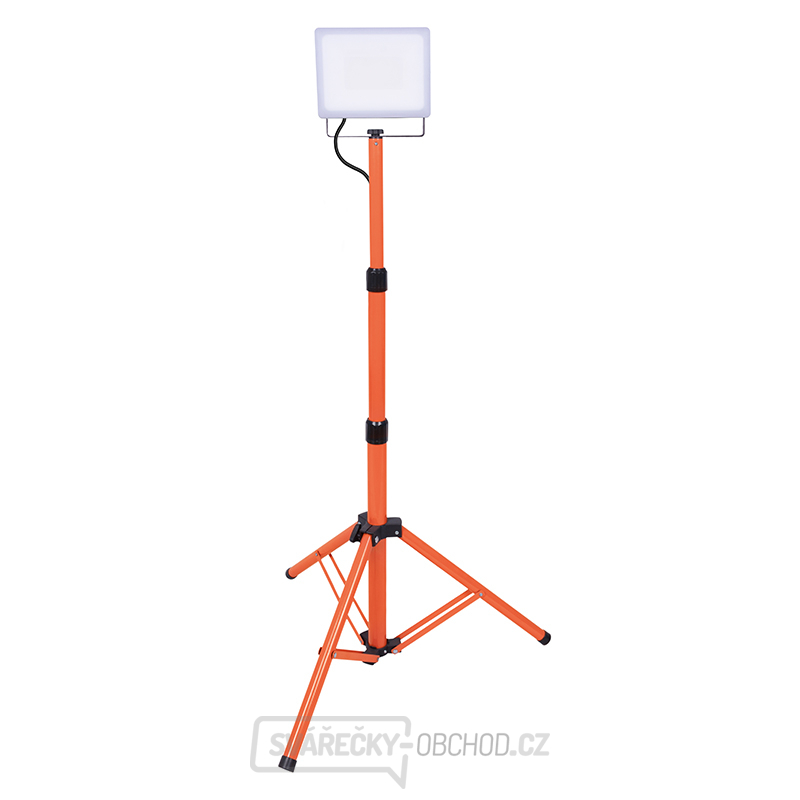 Solight LED reflektor s vysokým stojanem, 50W, 4500lm, 4000K, kabel se zástrčkou, IP65