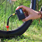 Solight digitální kapesní kompresor mini náhled