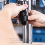 Scheppach TBM 300 Vario stojanová vrtačka s křížovým laserem a LED osvětlením Náhled