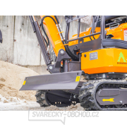 Minibagr Baugarden BG1700.01 Kubota, lžíce 400mm, Hydraulický přidržovací palec Náhled