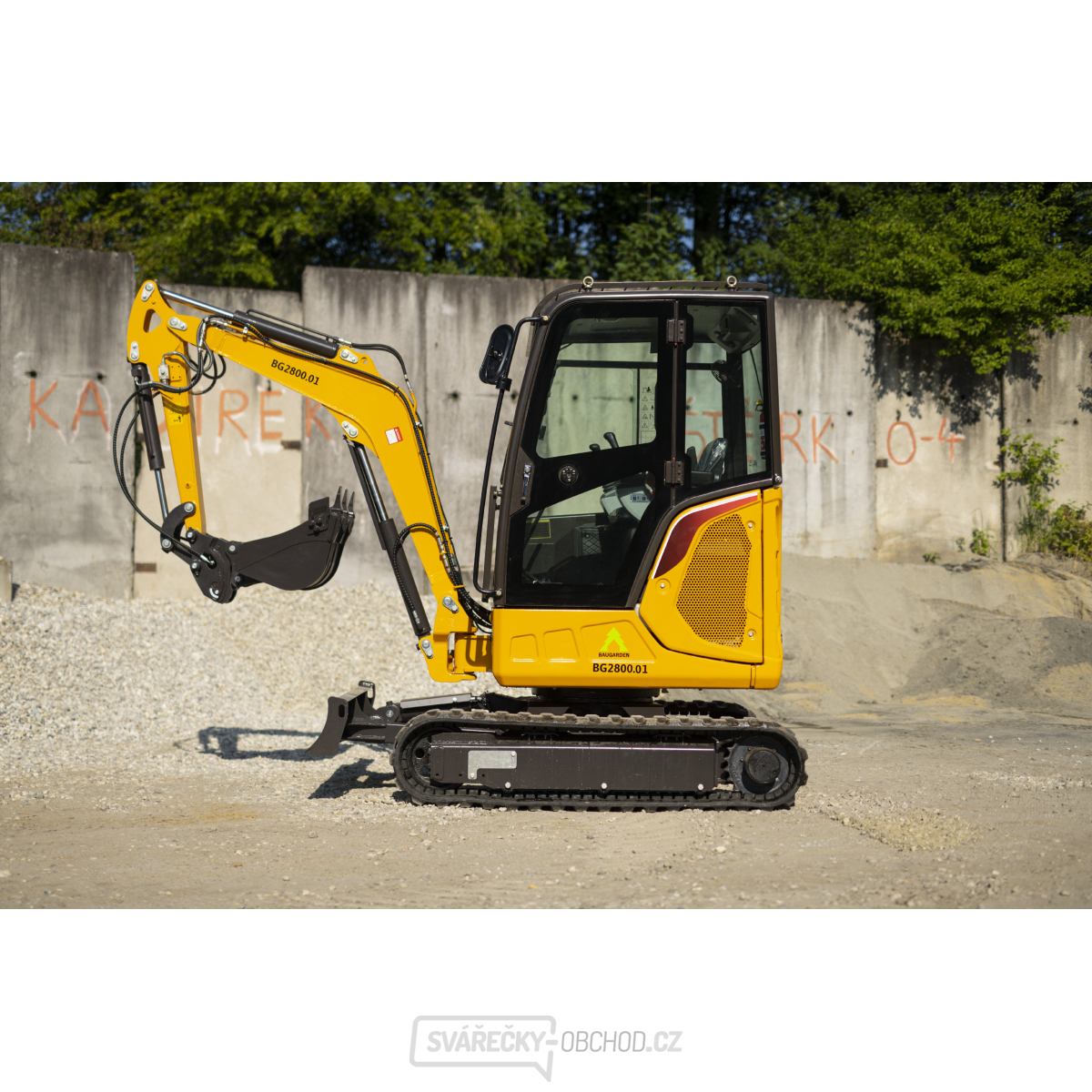 Minibagr Baugarden BG2800.01 Kubota lžíce 500mm, Rychloupínák hydraulický