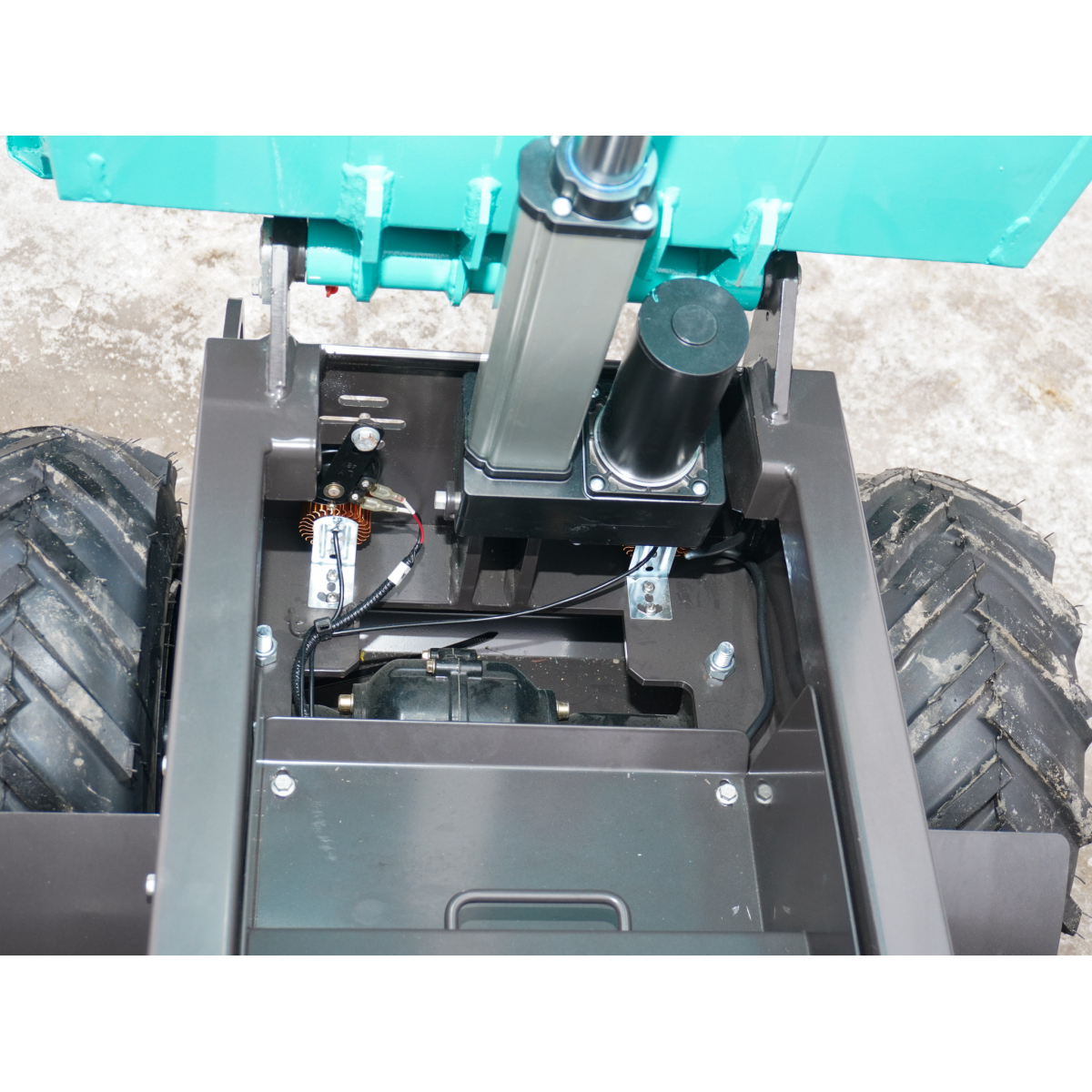 Elektrický kolový minidumper BAUGARDEN BGXN450E Náhled