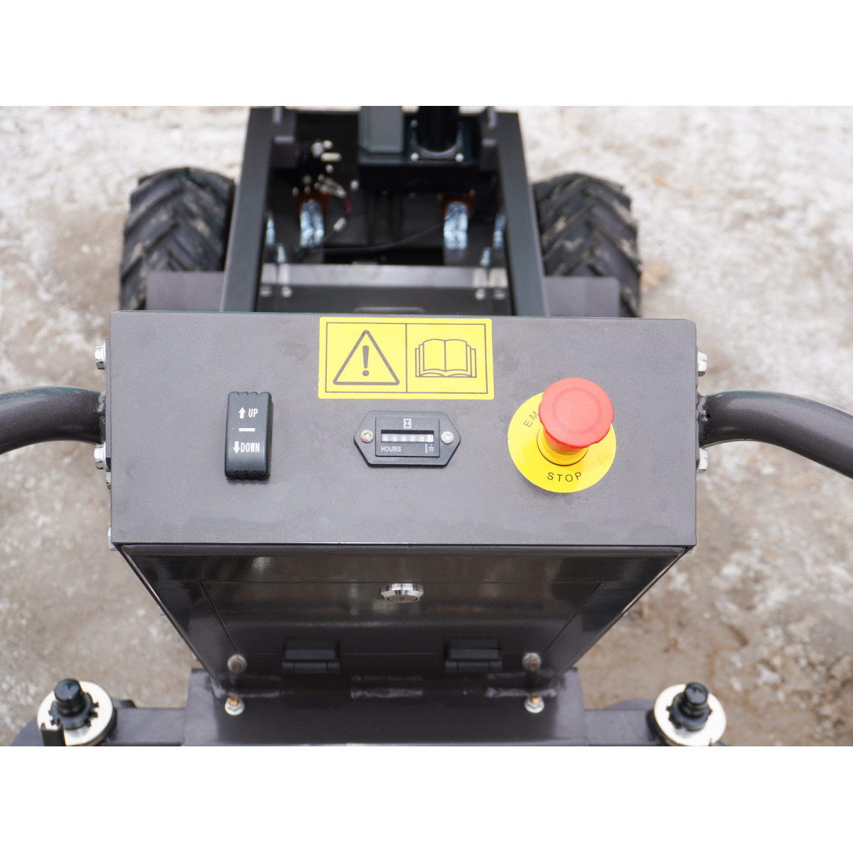 Elektrický kolový minidumper BAUGARDEN BGXN450E Náhled