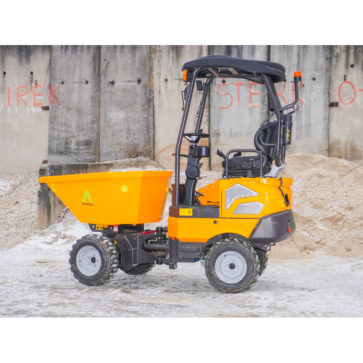 Levně Kolový kloubový minidumper BGKD1500 Kubota 8003BGKD1500