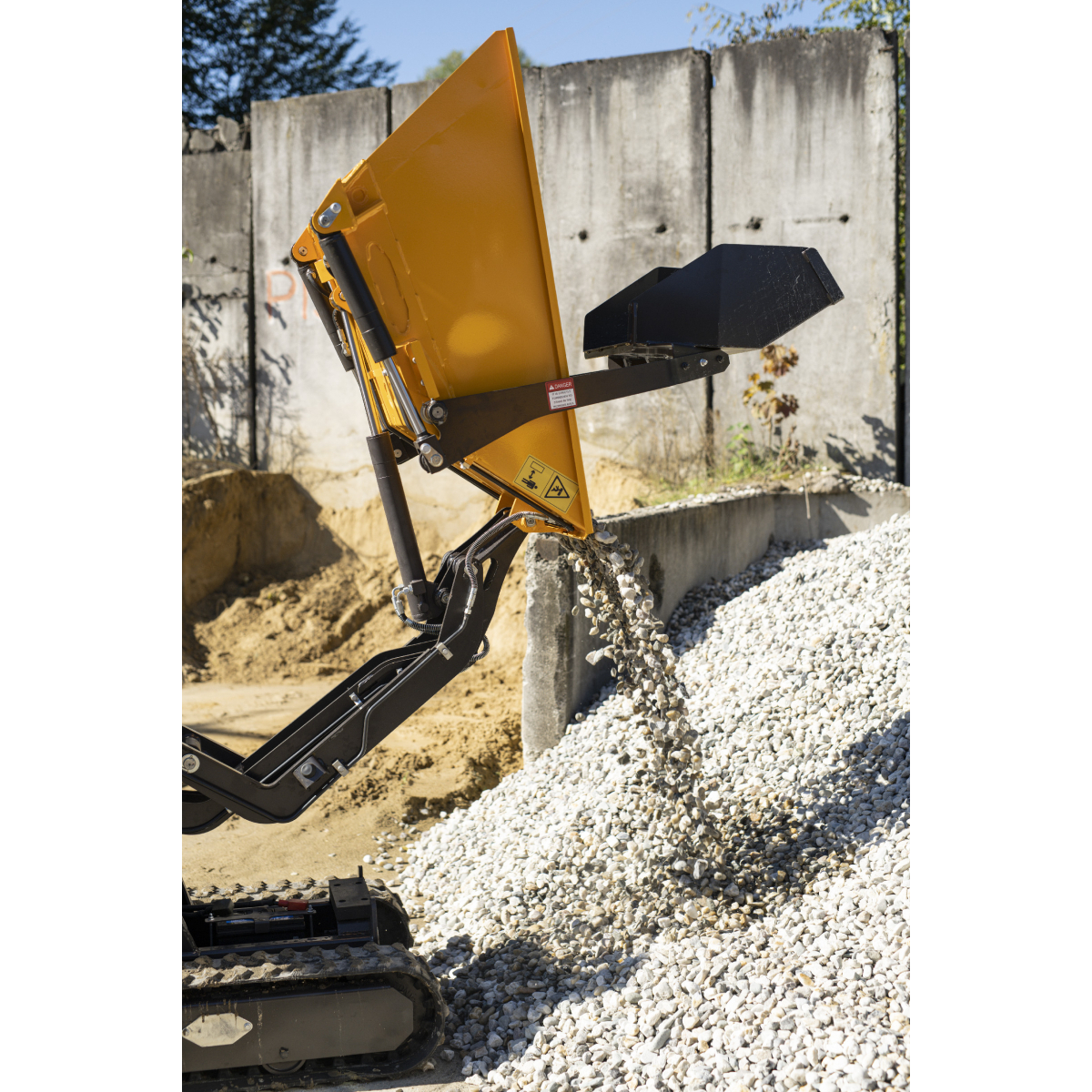Minidumper pásový BAUGARDEN BGXN800 Kubota Náhled
