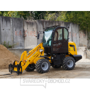 Kolový nakládač BAUGARDEN BGKN12CAB + lžíce 1480mm + hydroupínák Náhled