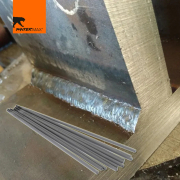 PANTERMAX Svářecí invertor MMA303LCD (MMA/TIG) náhled
