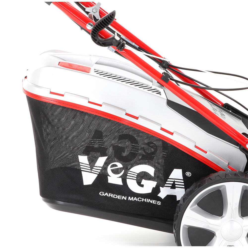 Benzínová sekačka na trávu s pojezdem VeGA 525 4SXH 6in1 Náhled